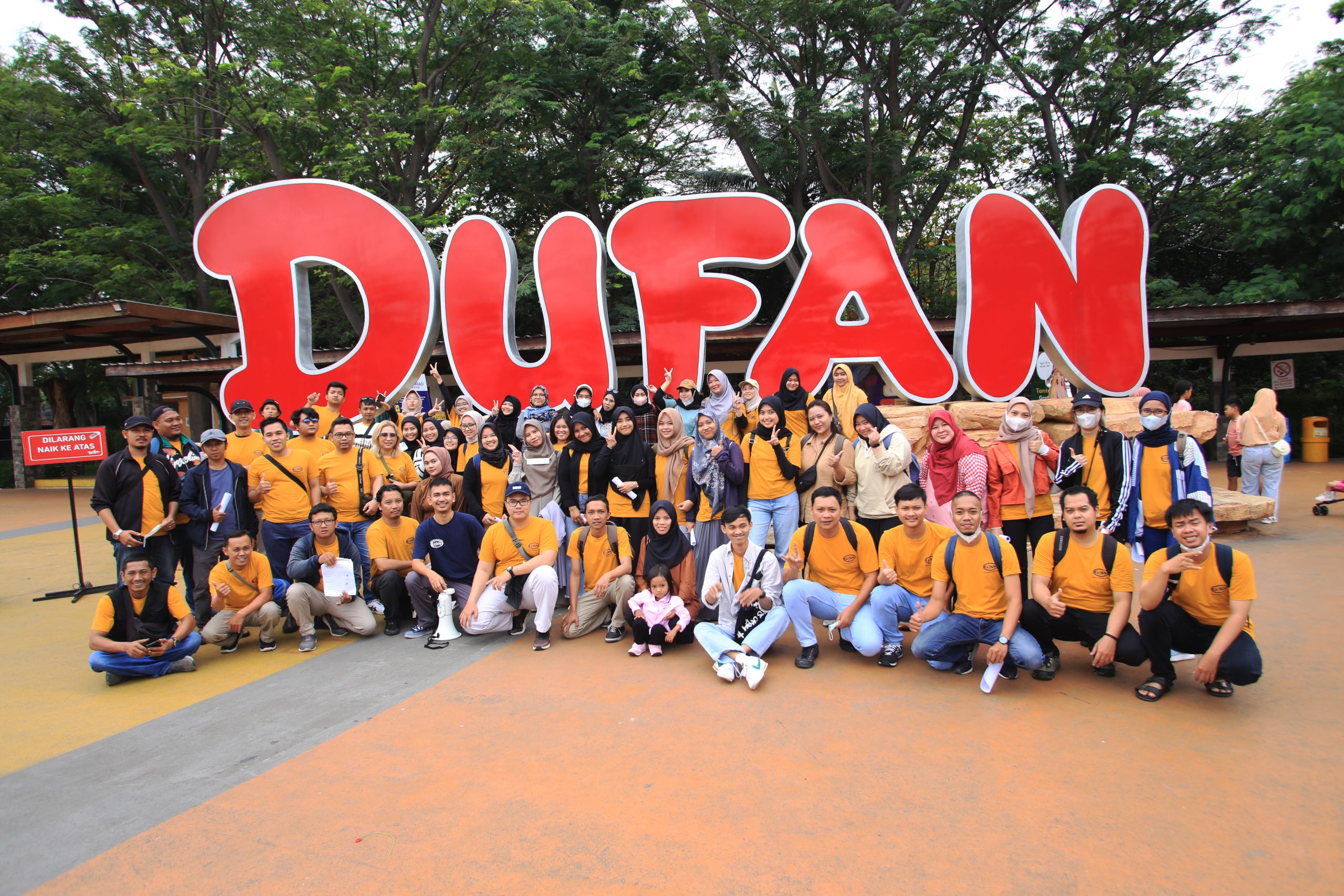 gathering_dufan